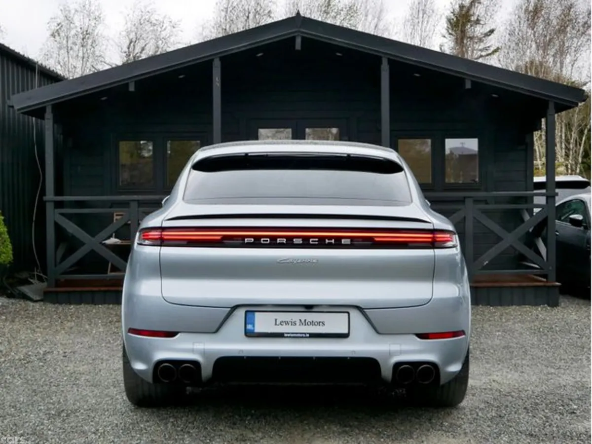 Porsche Cayenne SUV, Petrol Plug-in Hybrid, 2024, Grey