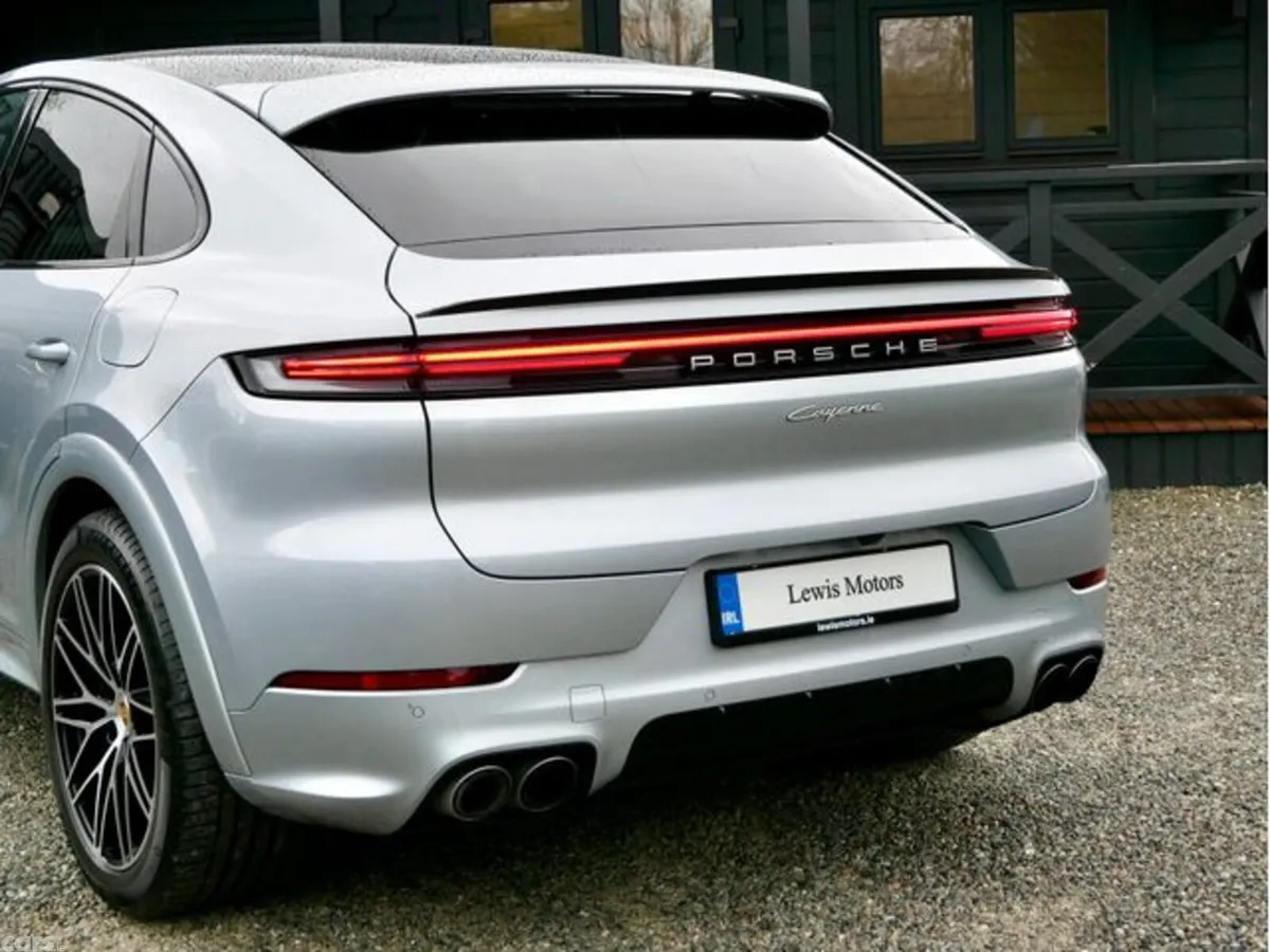 Porsche Cayenne SUV, Petrol Plug-in Hybrid, 2024, Grey
