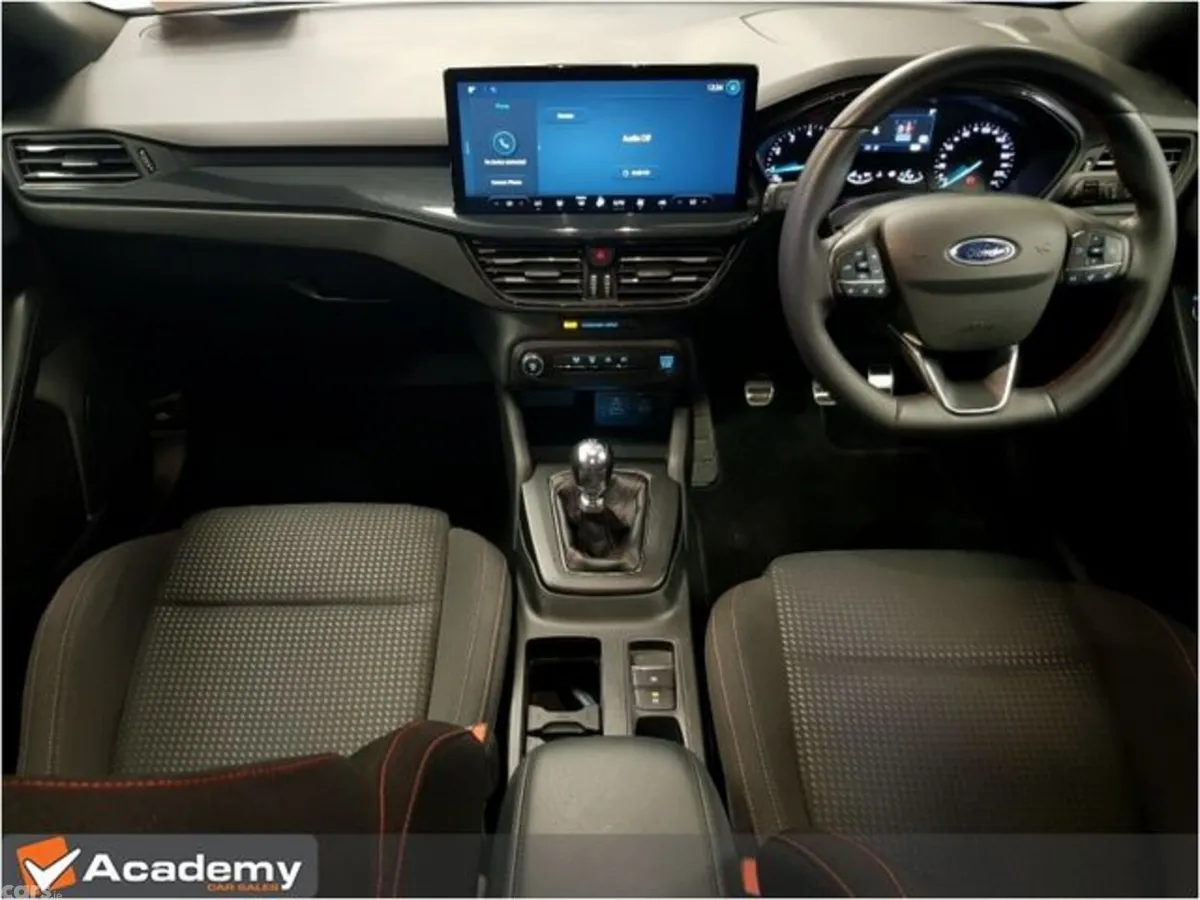 Ford Focus Hatchback, Petrol Hybrid, 2024, Blue