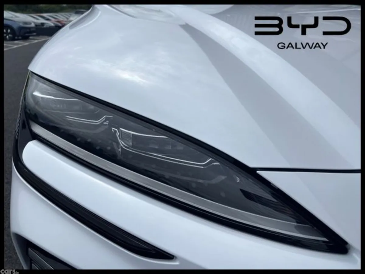 BYD SEAL U SUV, Petrol Plug-in Hybrid, 2026, White