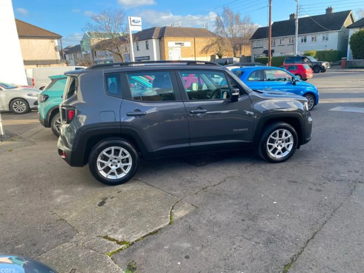 Jeep Renegade SUV, Petrol Hybrid, 2023, Grey