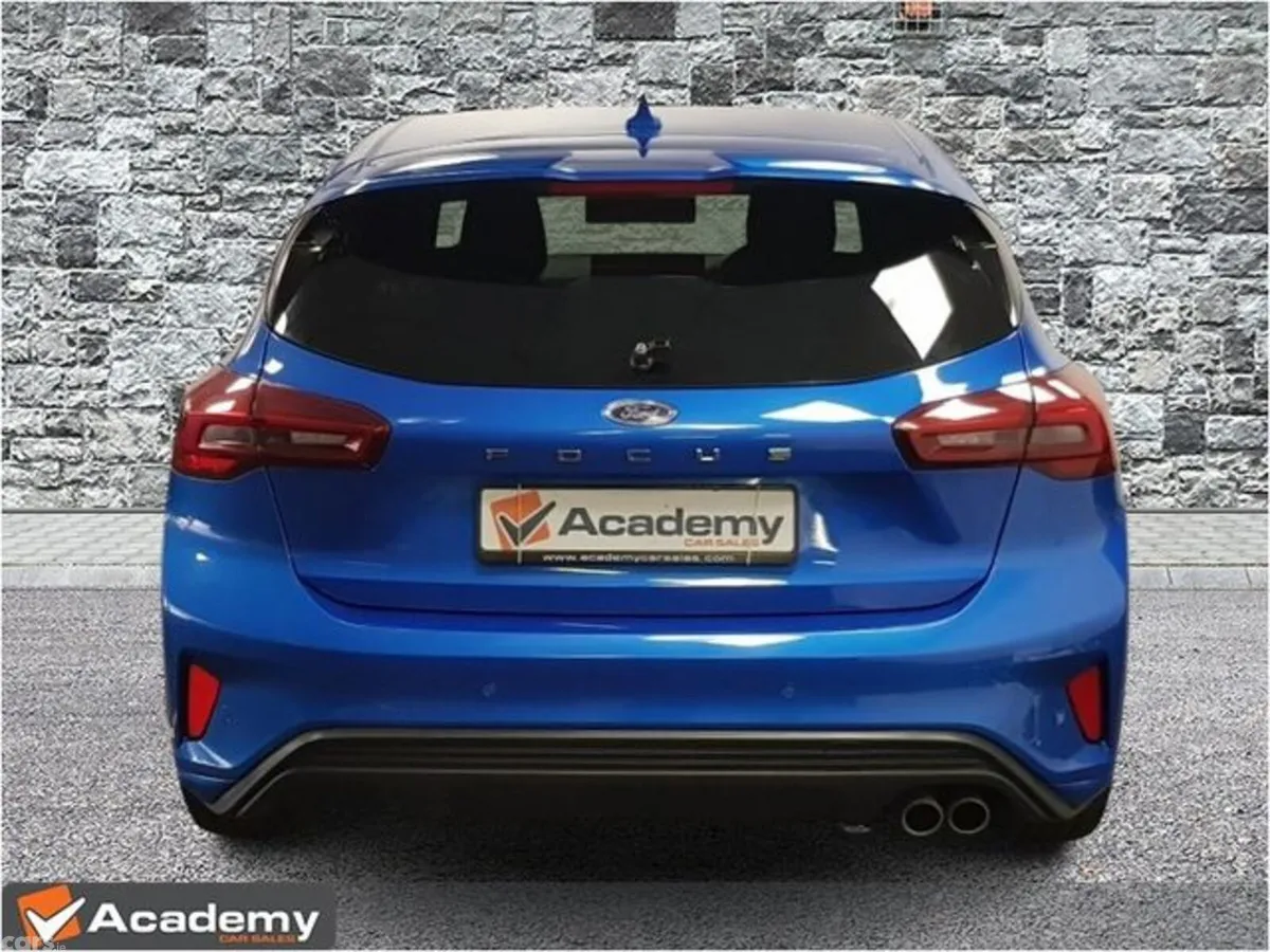 Ford Focus Hatchback, Petrol Hybrid, 2024, Blue