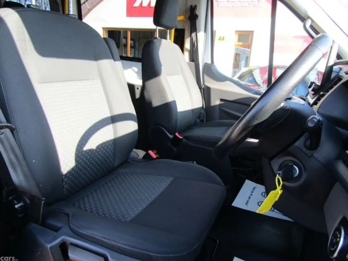 Ford Transit Minibus, Diesel, 2022, White