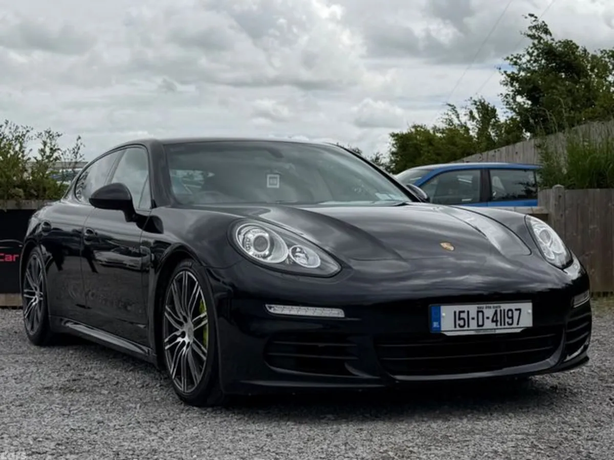 Porsche Panamera Hatchback, Petrol Plug-in Hybrid, 2015, Black