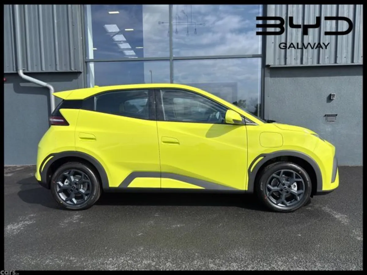 BYD DOLPHIN SURF Hatchback, Electric, 2026, Green