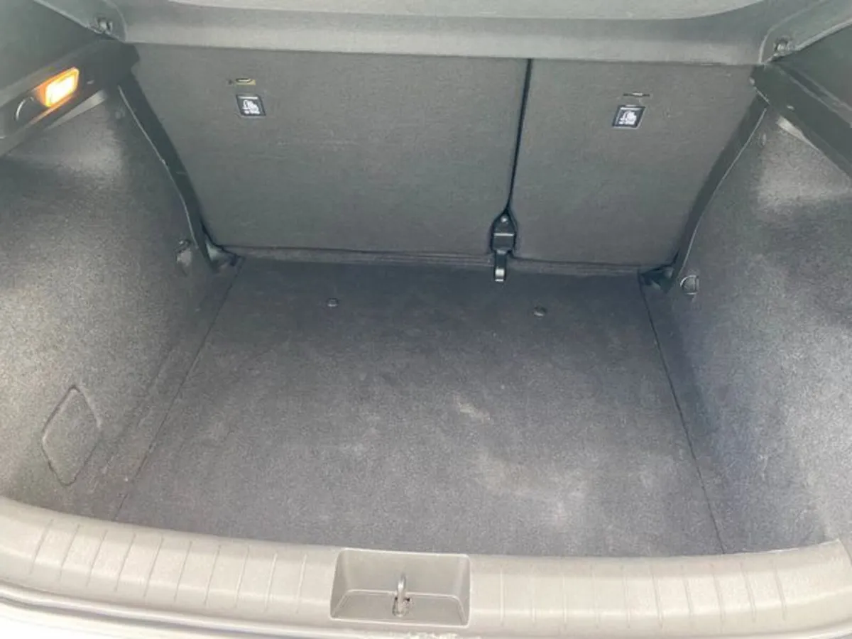 Fiat Tipo Hatchback, Petrol, 2023, Silver