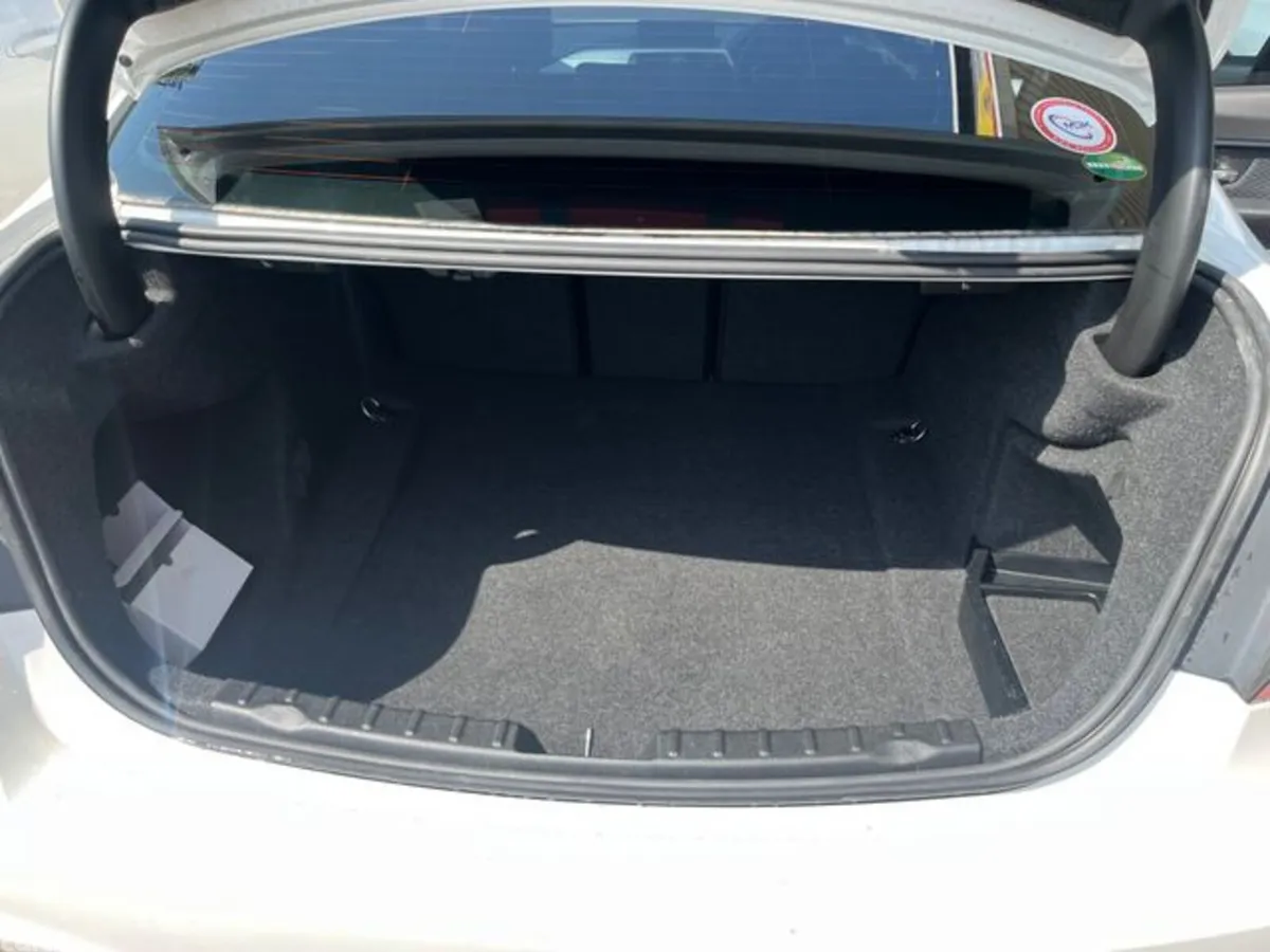 BMW 3-Series Saloon, Diesel, 2017, White
