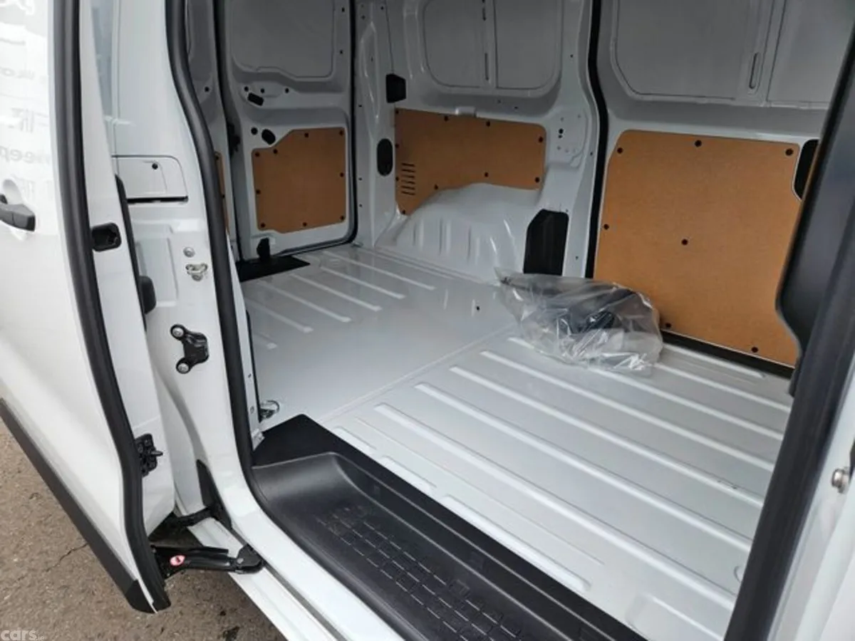 Fiat Scudo Van, Diesel, 2026, White