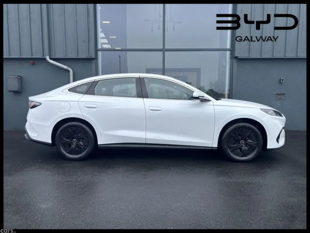 BYD Seal 6 Saloon, Petrol Plug-in Hybrid, 2026, White