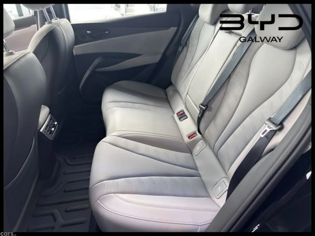 BYD Seal 6 Saloon, Petrol Plug-in Hybrid, 2026, White