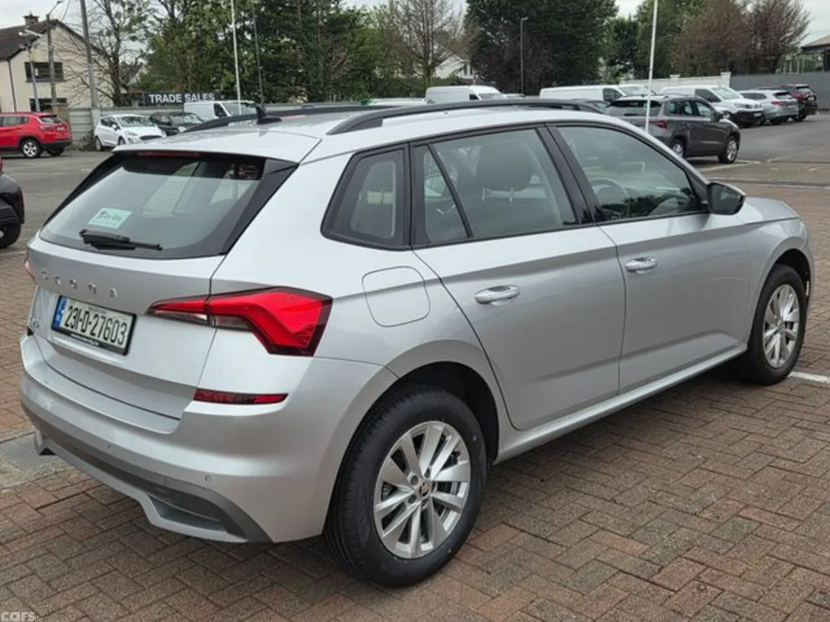 Skoda Kamiq Hatchback, Petrol, 2023, Grey