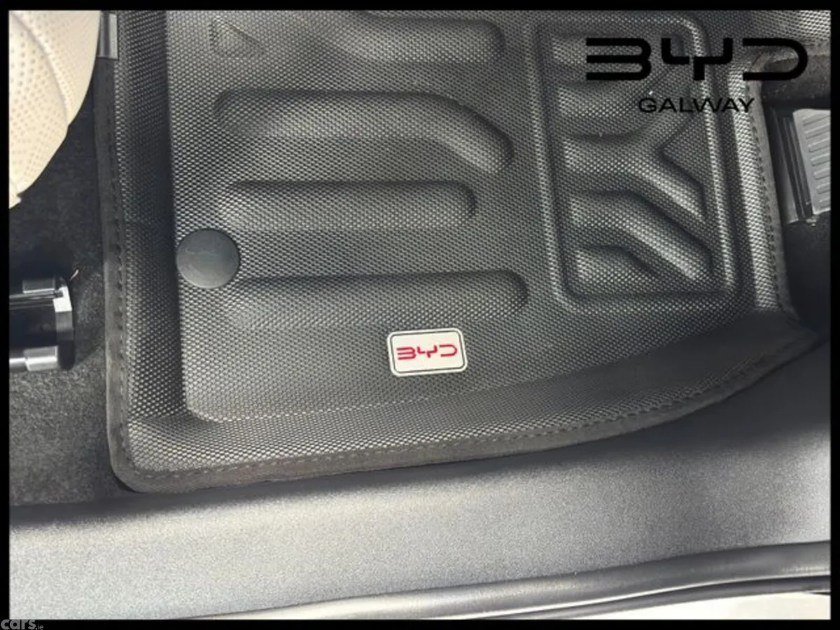 BYD Seal 6 Saloon, Petrol Plug-in Hybrid, 2026, White