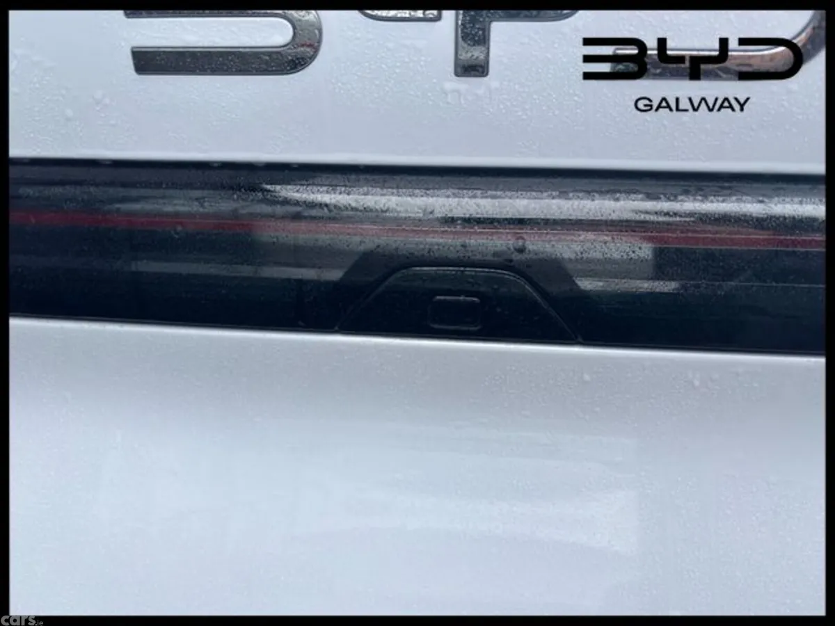 BYD Seal 6 Saloon, Petrol Plug-in Hybrid, 2026, White