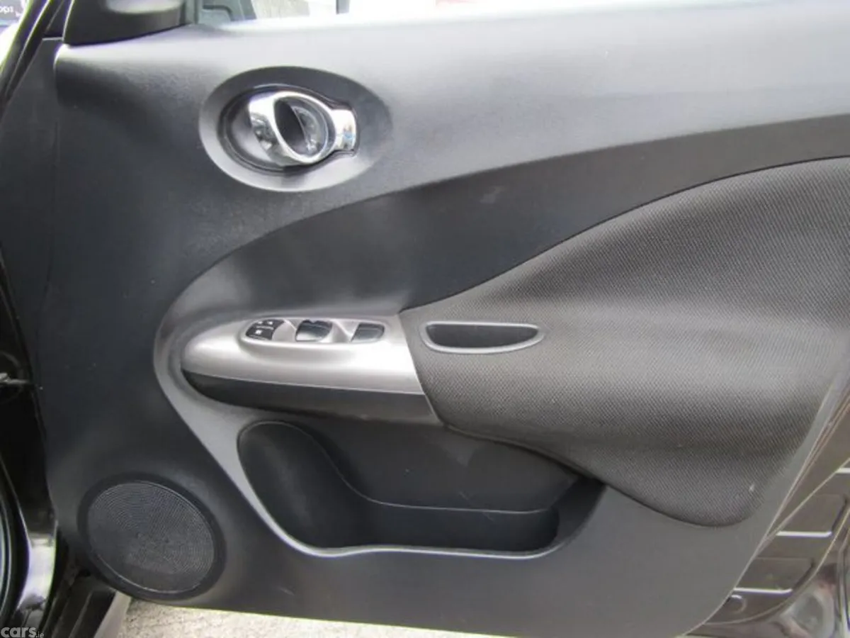 Nissan Juke Hatchback, Diesel, 2016, Black
