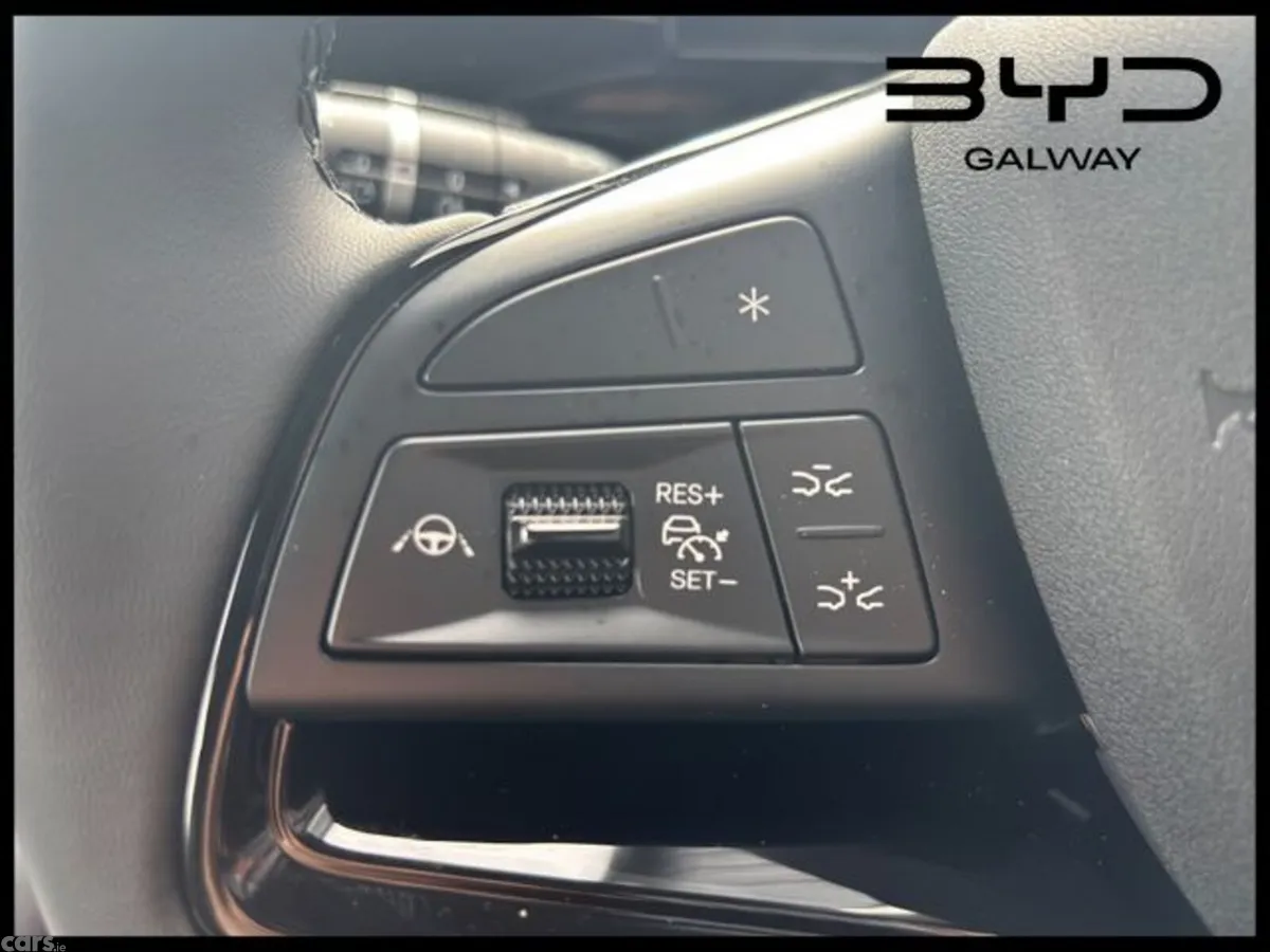 BYD SEALION 5 MPV, Petrol Plug-in Hybrid, 2026, Blue