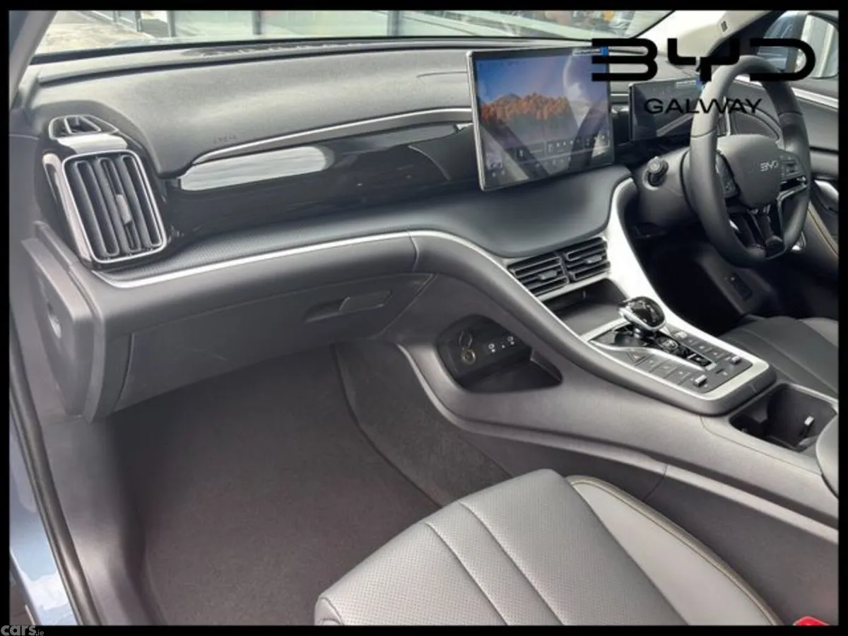 BYD SEALION 5 MPV, Petrol Plug-in Hybrid, 2026, Blue