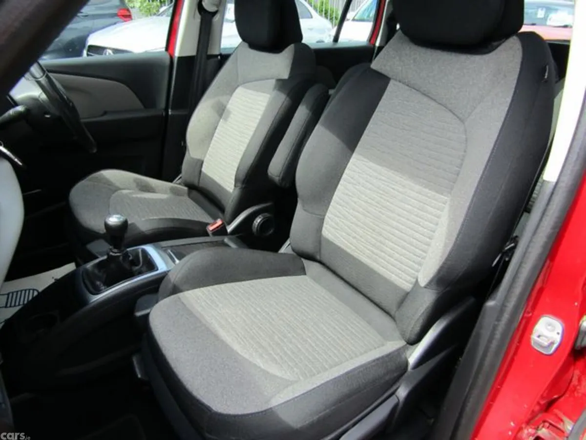 Citroen C4 Picasso MPV, Diesel, 2016, Red