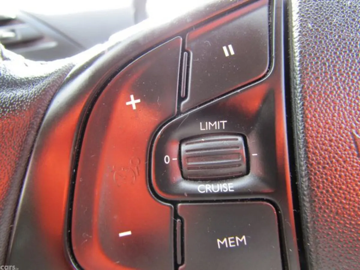 Citroen C4 Picasso MPV, Diesel, 2016, Red