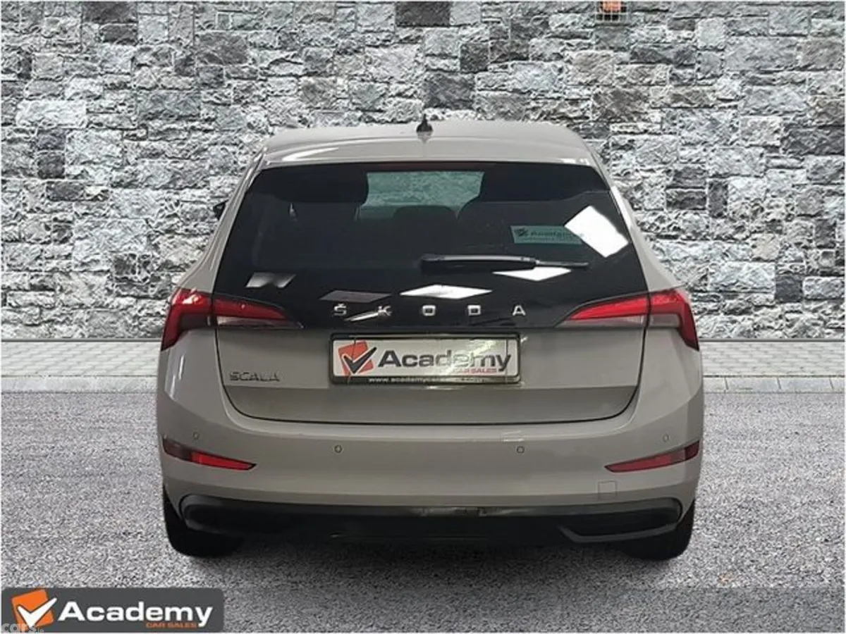 Skoda Scala Hatchback, Petrol, 2023, Grey