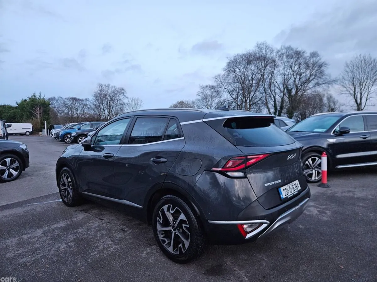 Kia Sportage SUV, Diesel Hybrid, 2023, Grey