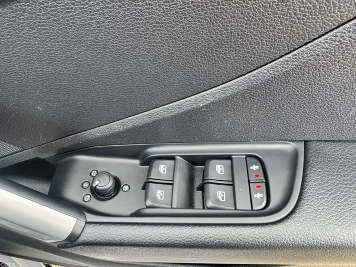 Audi Q2 Estate, Petrol, 2024, Grey