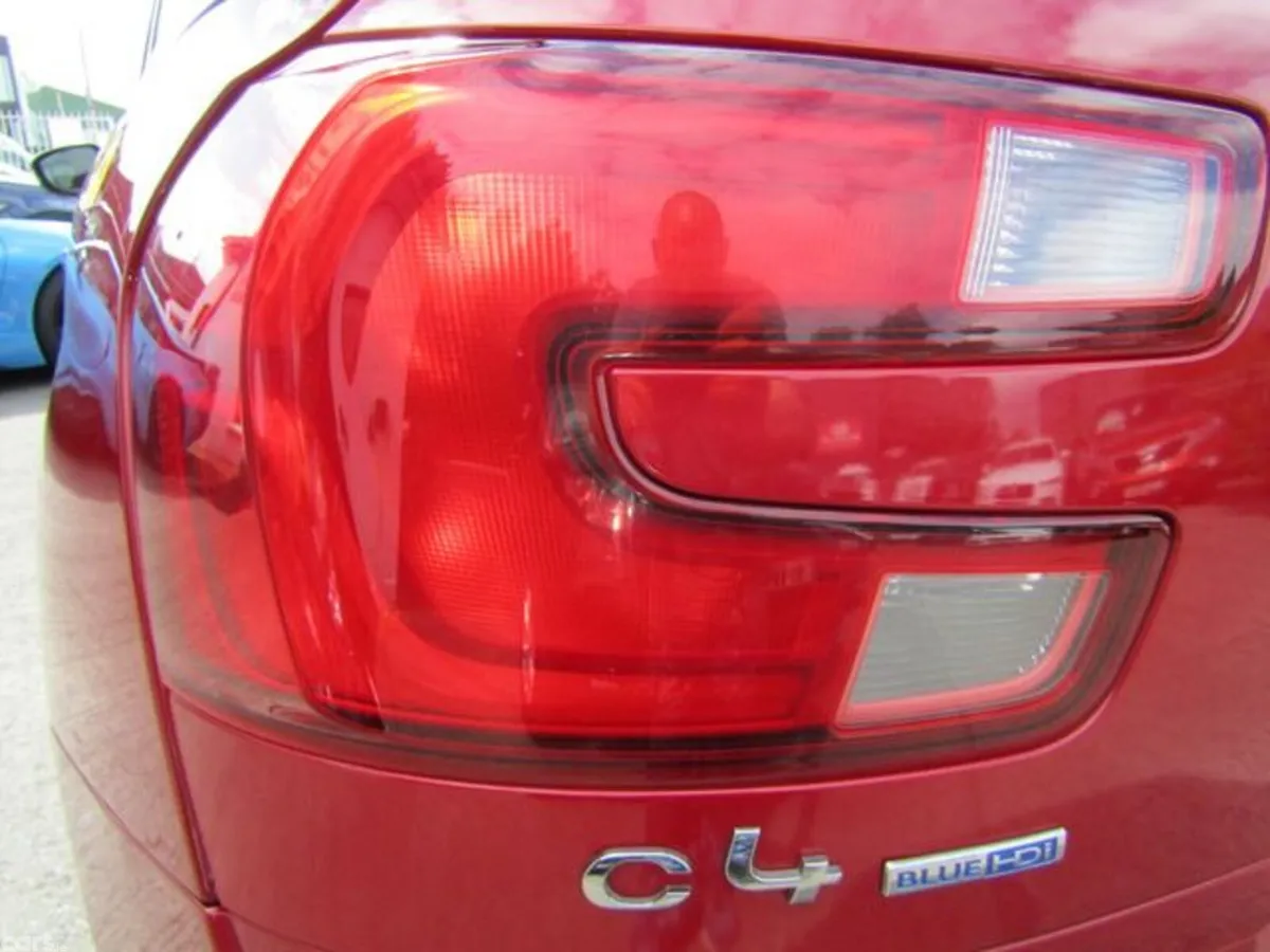 Citroen C4 Picasso MPV, Diesel, 2016, Red