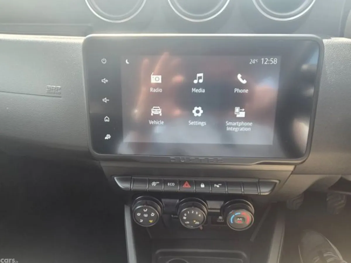 Dacia Duster SUV, Petrol, 2023, Black