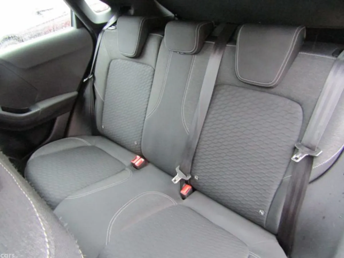 Ford Puma MPV, Petrol Hybrid, 2020, Red