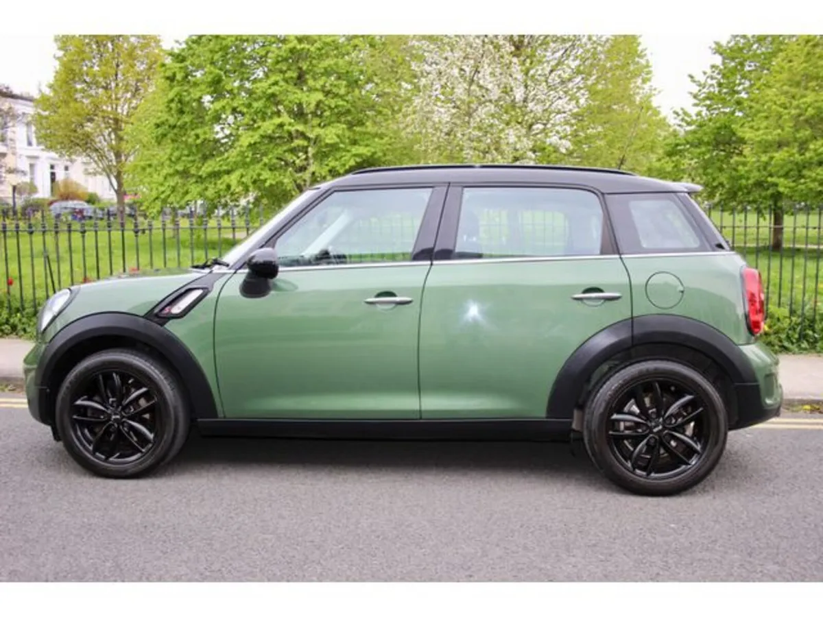 Mini Countryman Hatchback, Diesel, 2015, Green
