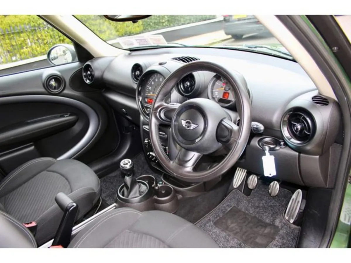 Mini Countryman Hatchback, Diesel, 2015, Green