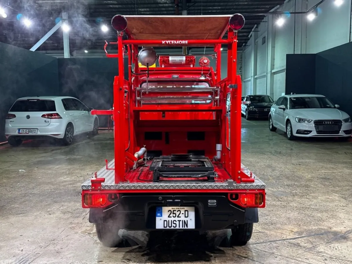Subaru Sambar MPV, Petrol, 2001, Red