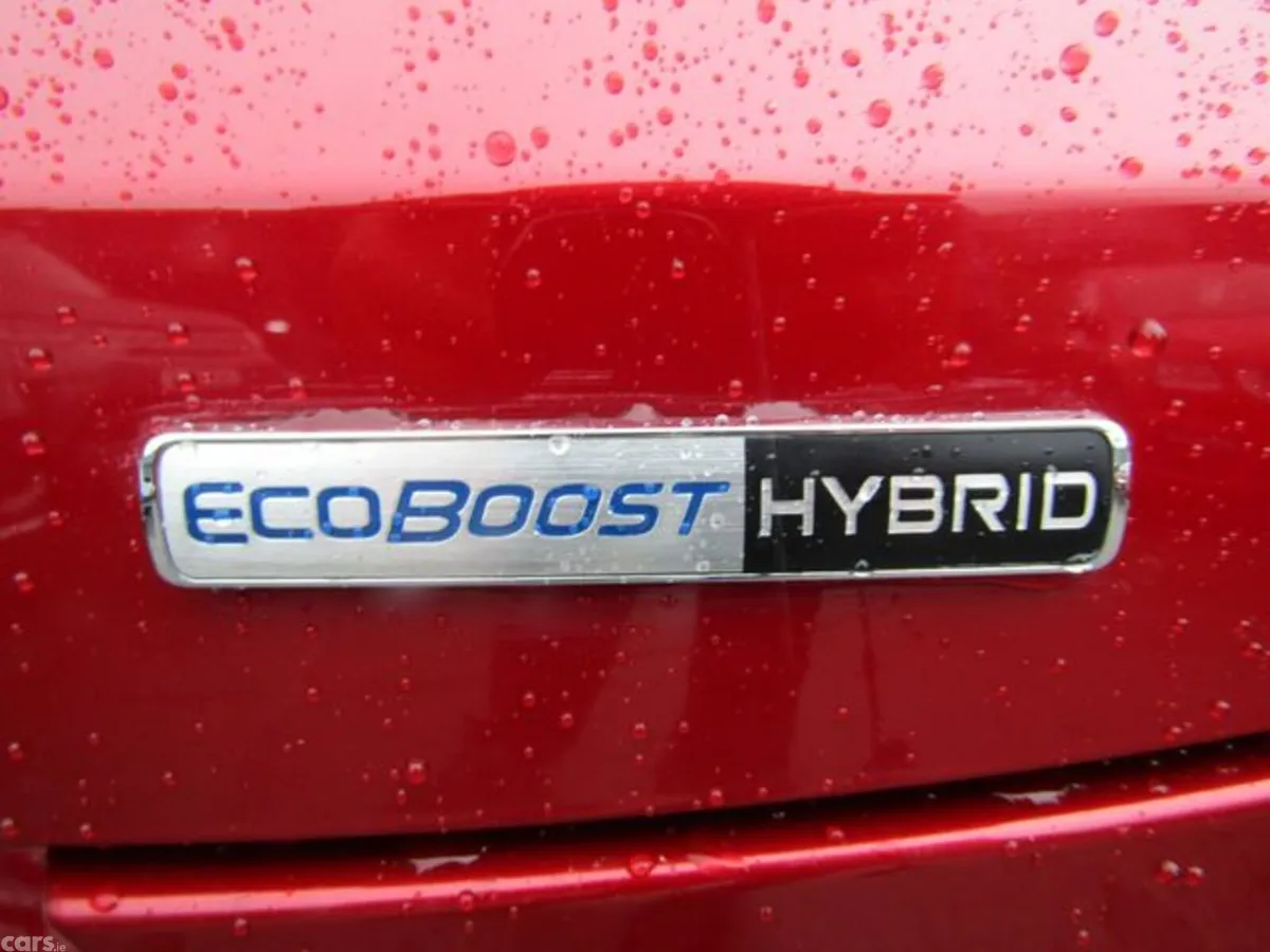 Ford Puma MPV, Petrol Hybrid, 2020, Red