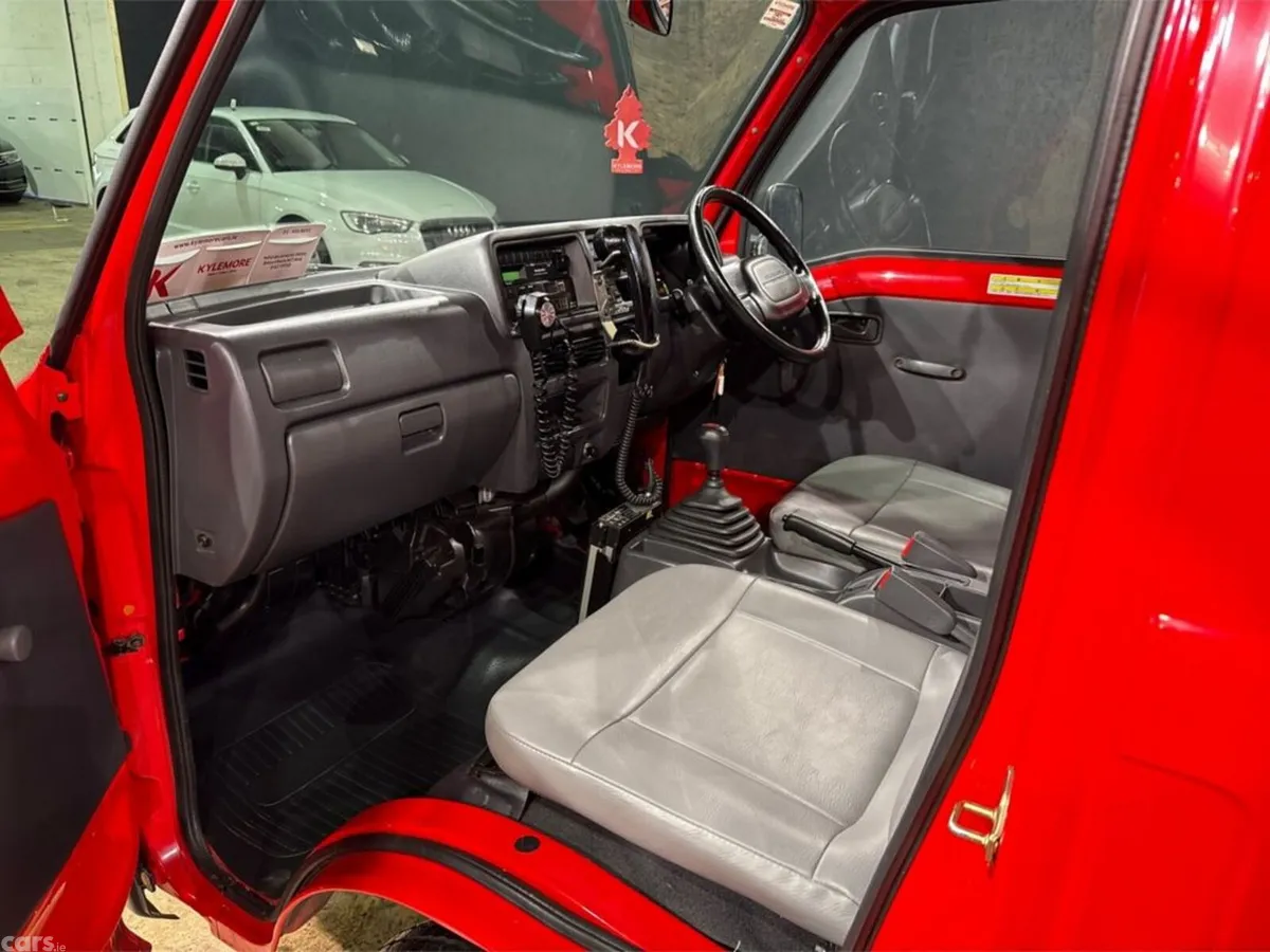 Subaru Sambar MPV, Petrol, 2001, Red