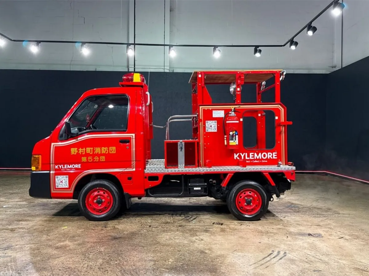 Subaru Sambar MPV, Petrol, 2001, Red