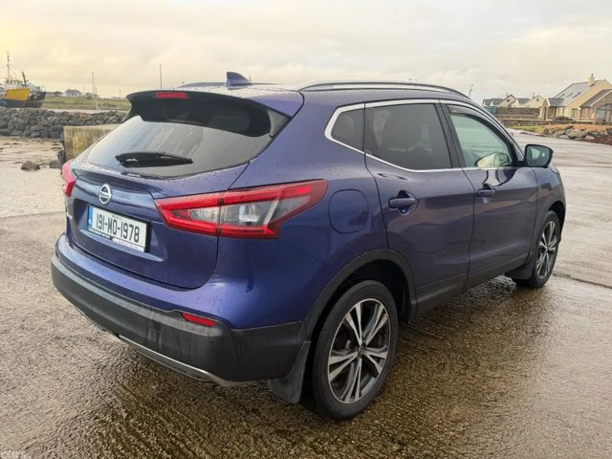 Nissan Qashqai Hatchback, Diesel, 2019, Blue