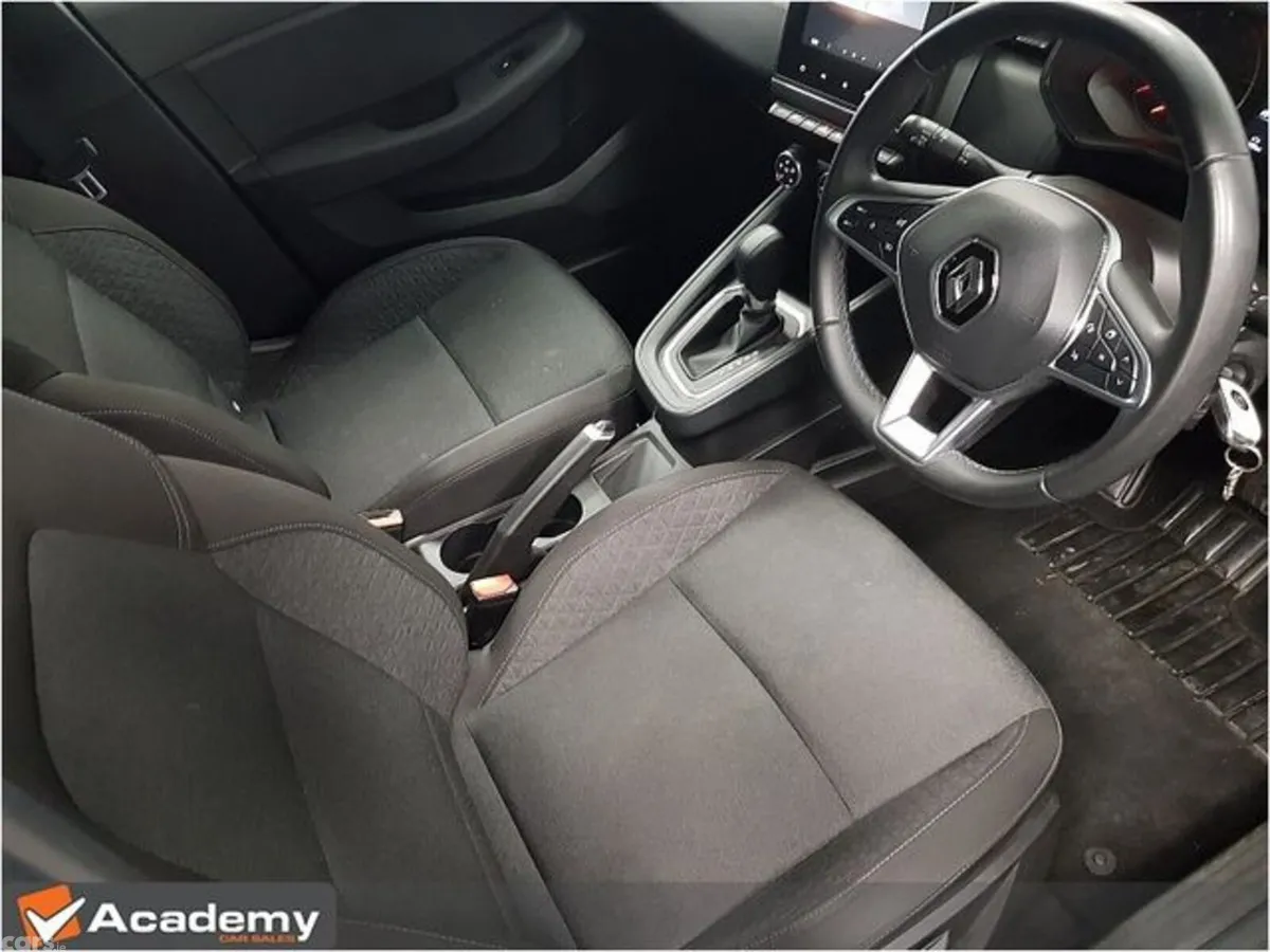 Renault Clio Hatchback, Petrol, 2023, Blue