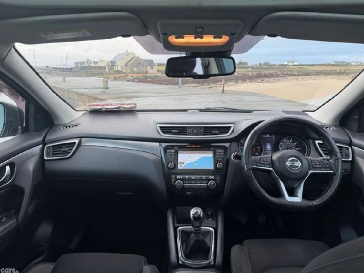 Nissan Qashqai Hatchback, Diesel, 2019, Blue