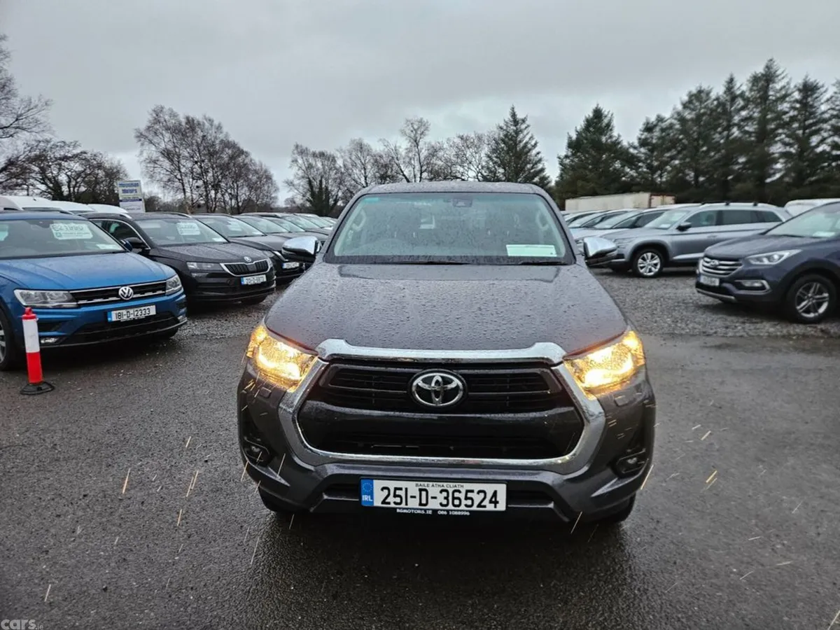 Toyota Hilux Pick Up, Diesel, 2025, Grey
