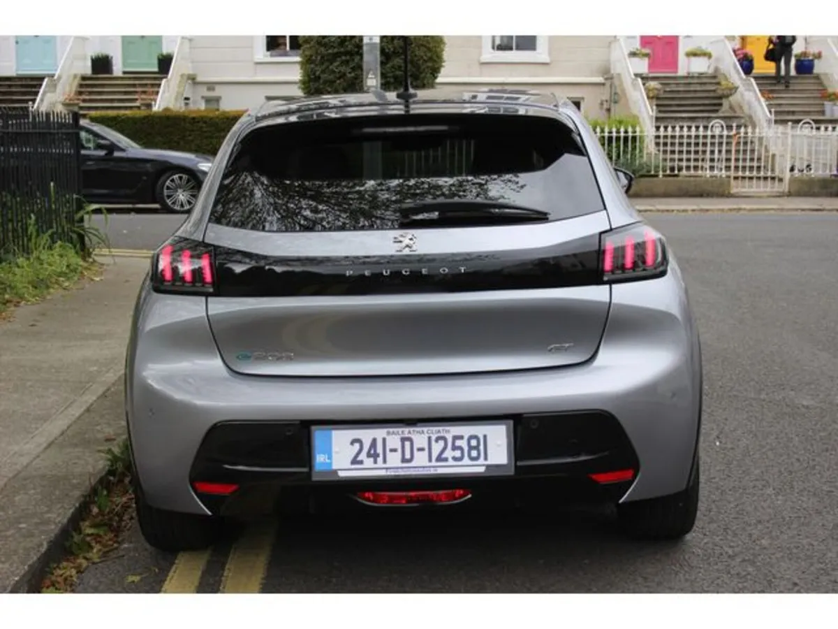 Peugeot 208 Hatchback, Electric, 2024, Grey