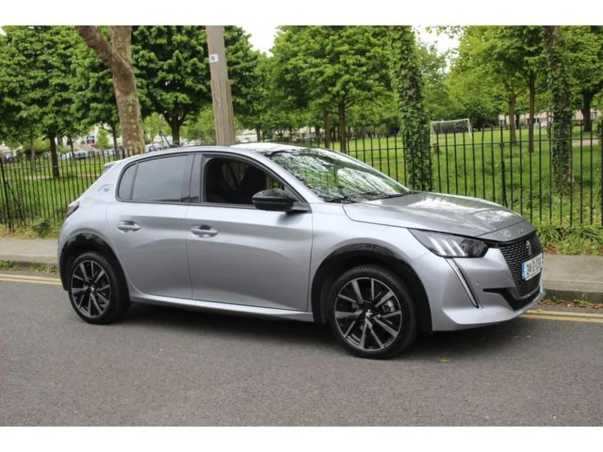 Peugeot 208 Hatchback, Electric, 2024, Grey