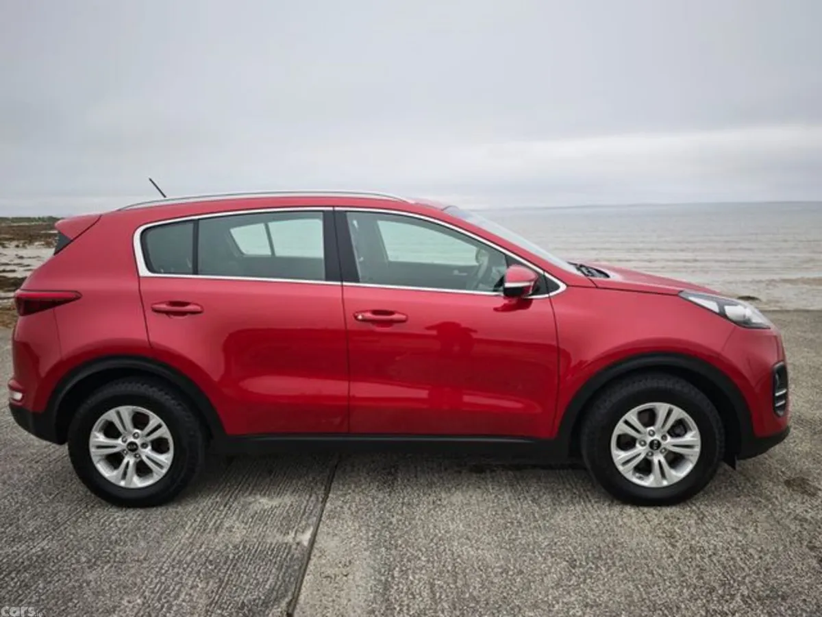 Kia Sportage MPV, Diesel, 2018, Red
