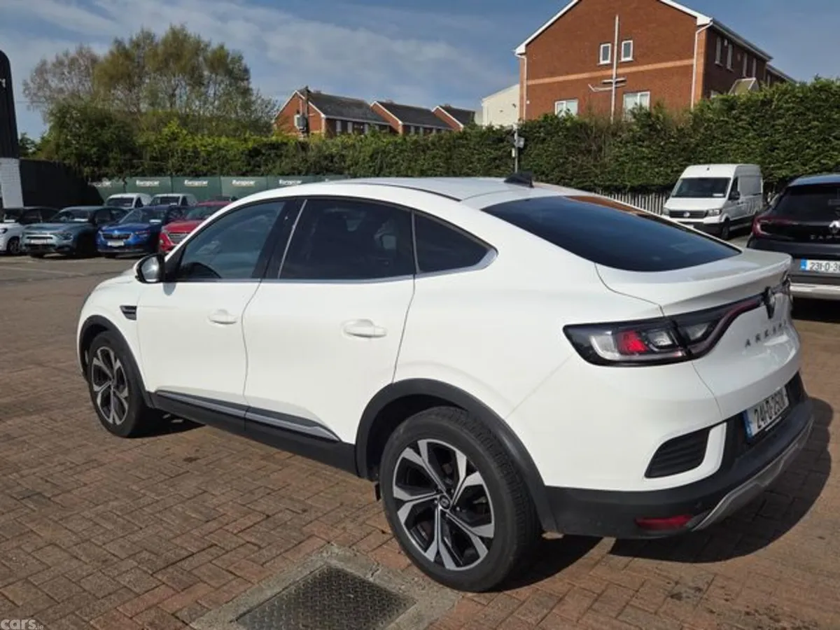 Renault Arkana Hatchback, Petrol, 2024, White
