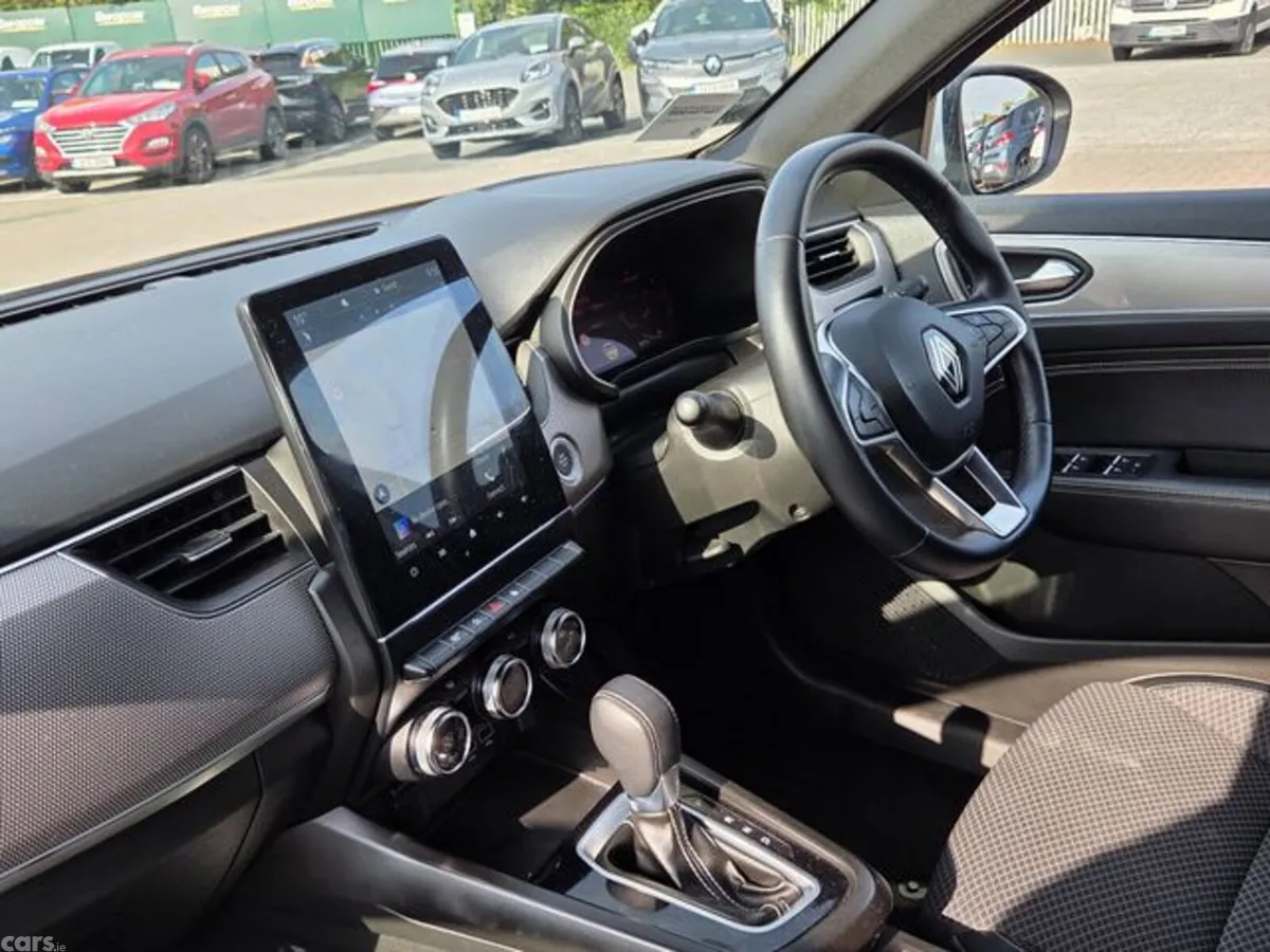 Renault Arkana Hatchback, Petrol, 2024, White