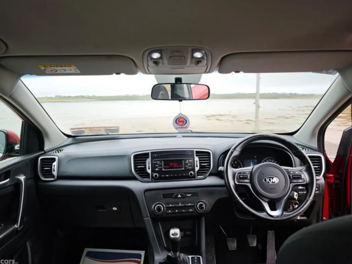 Kia Sportage MPV, Diesel, 2018, Red