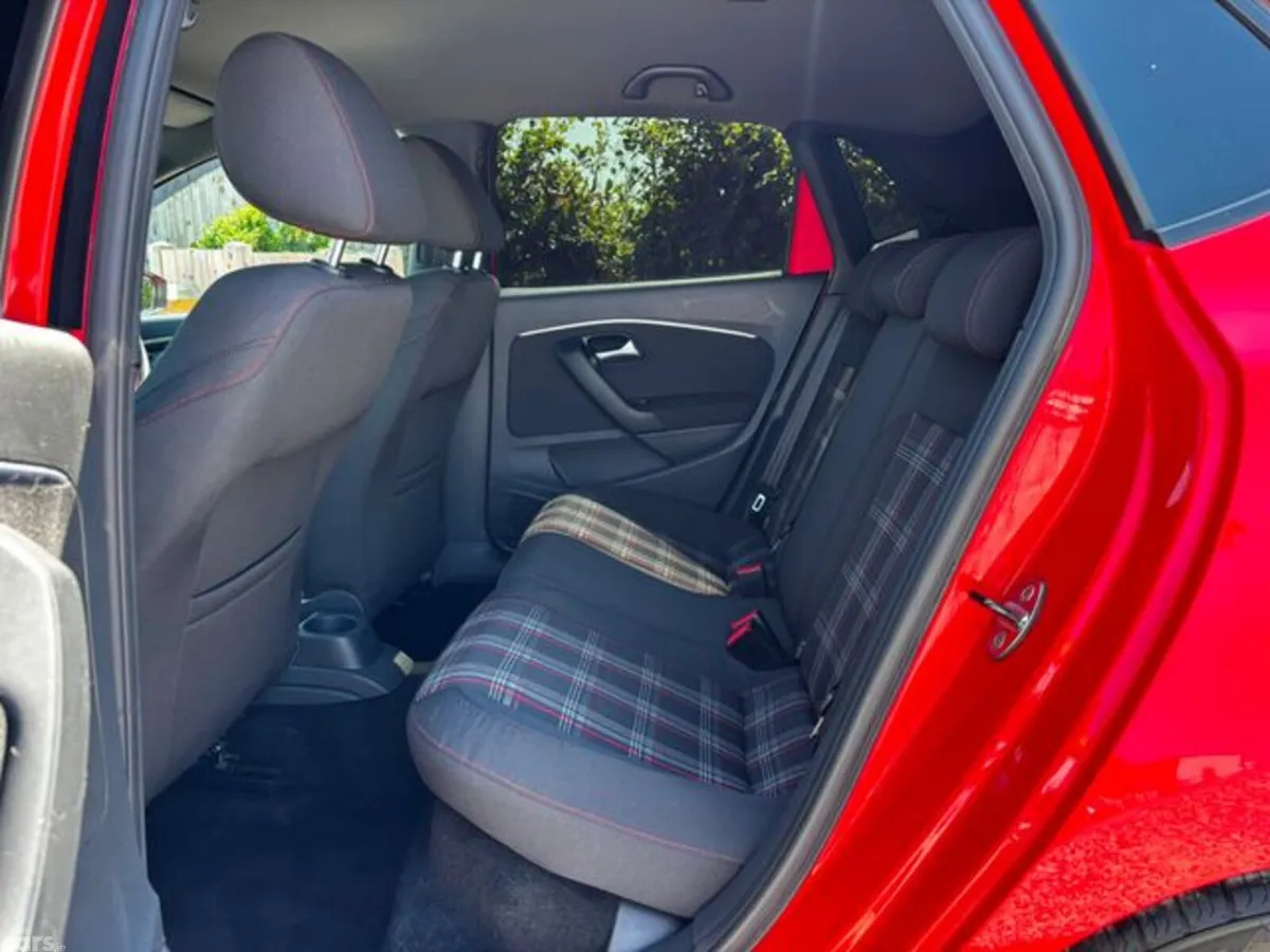 Volkswagen Polo Hatchback, Petrol, 2015, Red