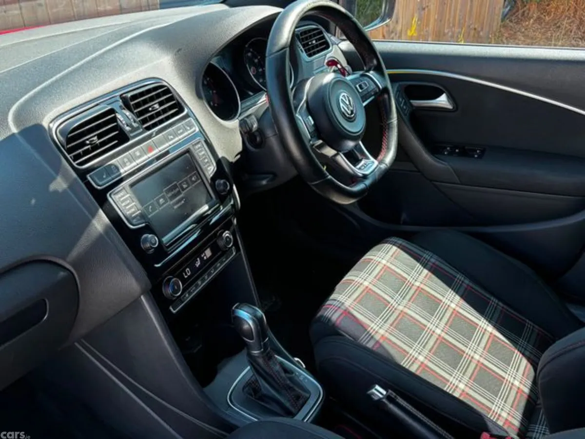 Volkswagen Polo Hatchback, Petrol, 2015, Red