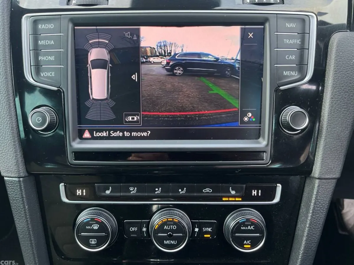 Volkswagen Golf Estate, Petrol, 2015, Blue