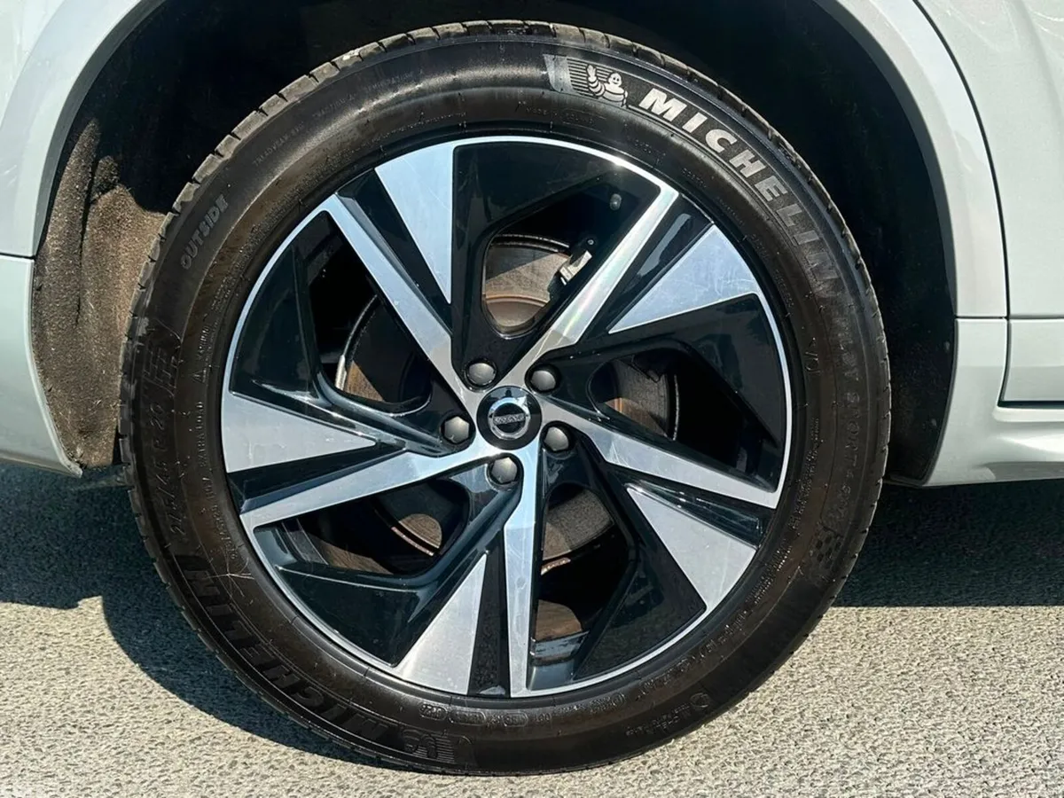 Volvo XC90 Estate, Petrol Plug-in Hybrid, 2024, Grey