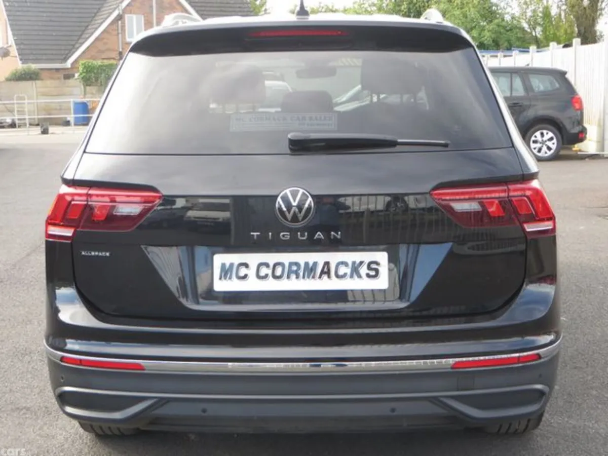 Volkswagen Tiguan Allspace Estate, Petrol, 2024, Black