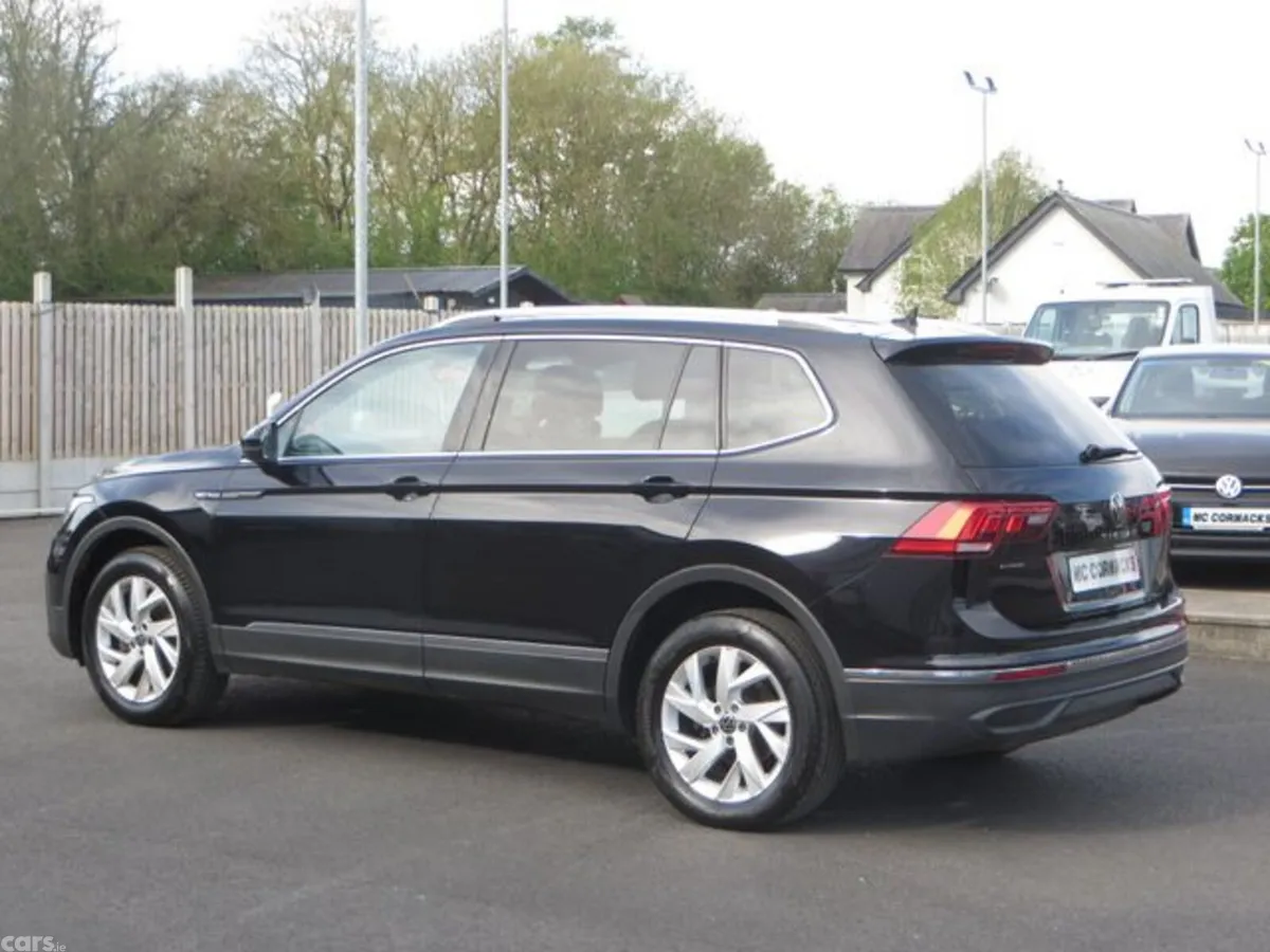 Volkswagen Tiguan Allspace Estate, Petrol, 2024, Black